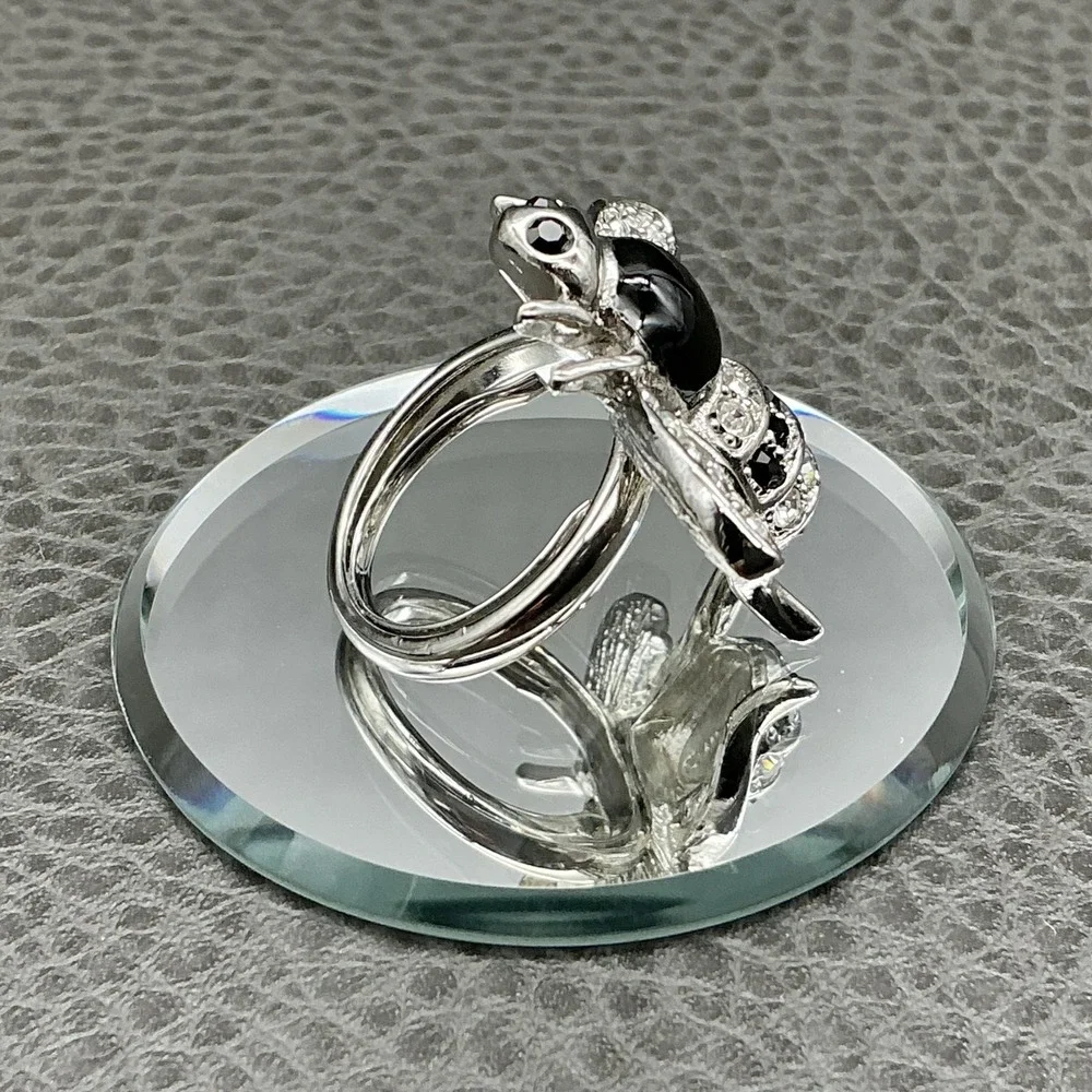Ring Size 7 Chicos Silver‎ Tone Black Glass Bee Cocktail Womens Fashion Jewelry